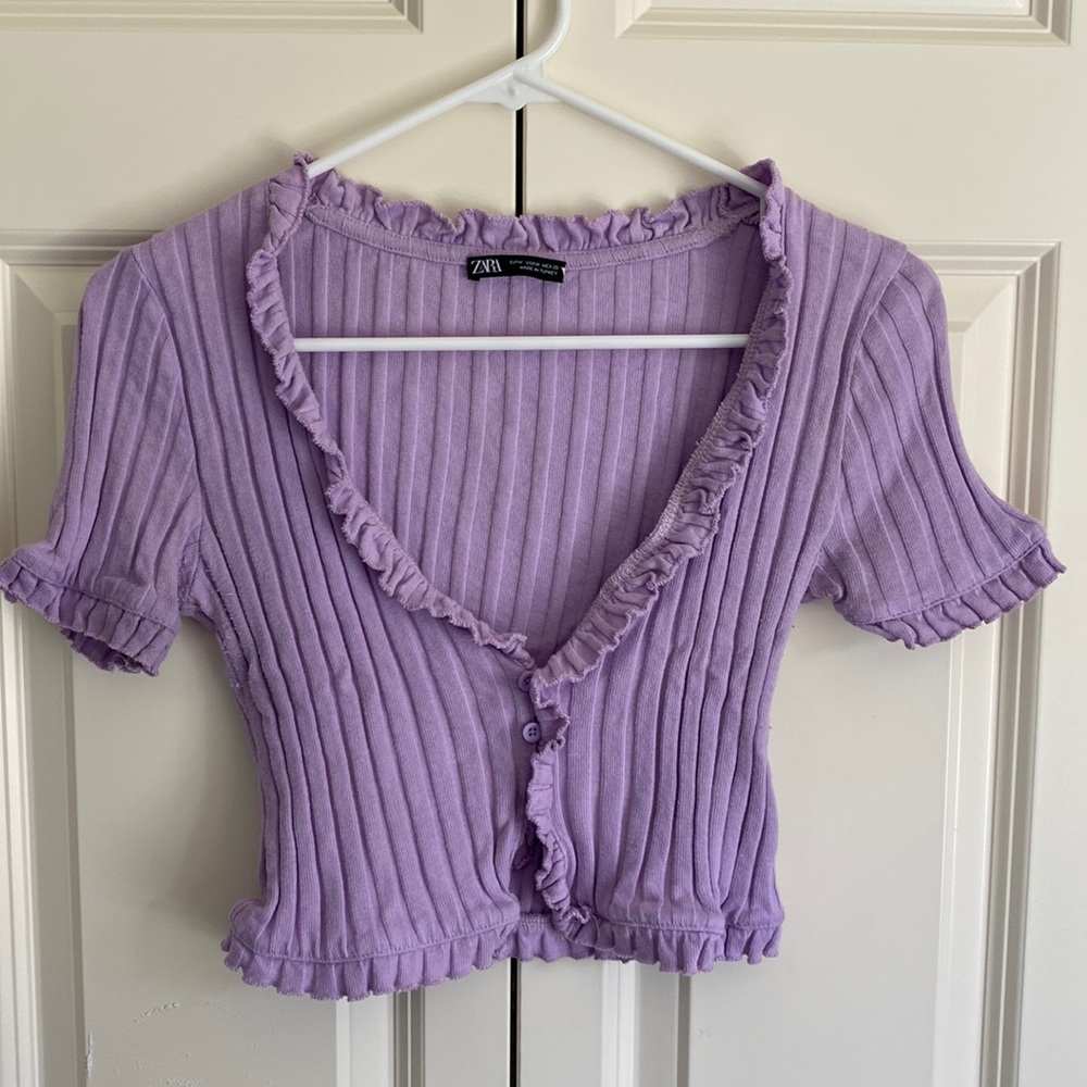 Super cute Zara T-Shirt